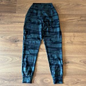 SURFACE EXPANSE JOGGER